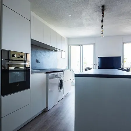 Superb Near The Port And The Sea Apartment