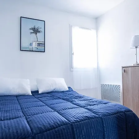 Superb Near The Port And The Sea Mauguio